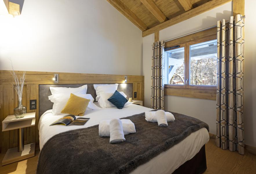 Rent in ski resort 2 room apartment 4 people - Les Chalets Eléna - Les Houches - Bedroom