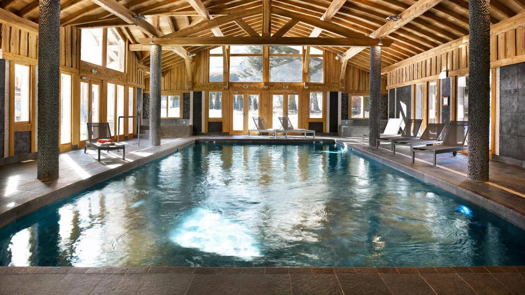 Skiverleih Résidence Boutique Le Hameau de Pierre Blanche - Les Houches - Schwimmbad