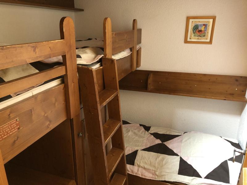 Skiverleih 2-Zimmer-Holzhütte für 6 Personen (Albert Ier n°13) - Résidence les Hauts de Chavants - Les Houches - Offener Schlafbereich