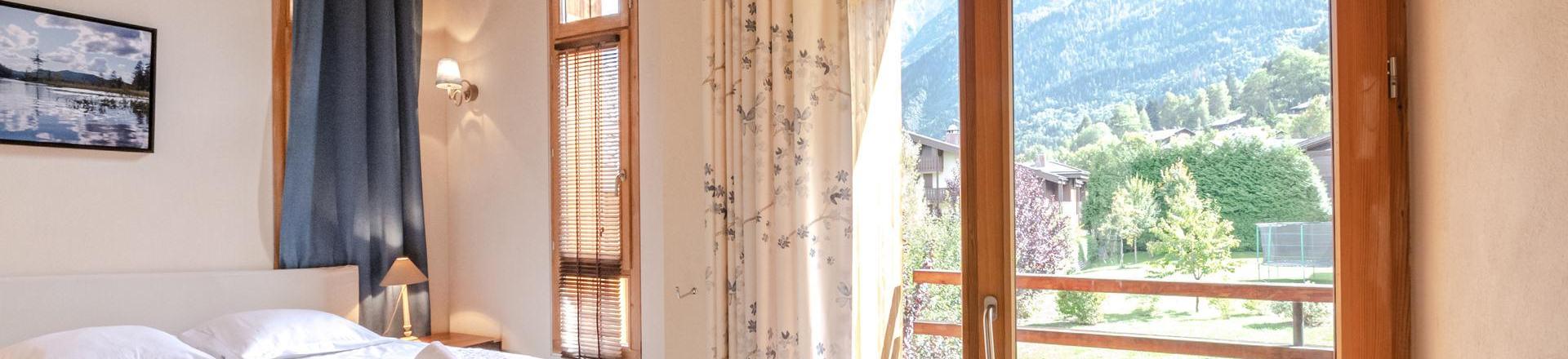 Rent in ski resort 7 room chalet 12 people - Chalet Athina - Les Houches - Bedroom