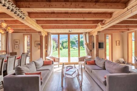 Бронирование резиденции на лыжном курорт Chalet Athina