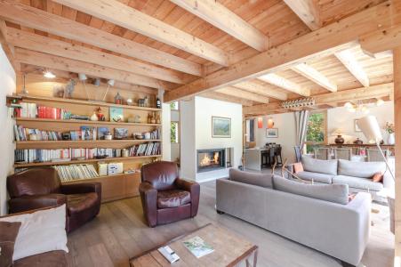 Rent in ski resort 7 room chalet 12 people - Chalet Athina - Les Houches - Living room