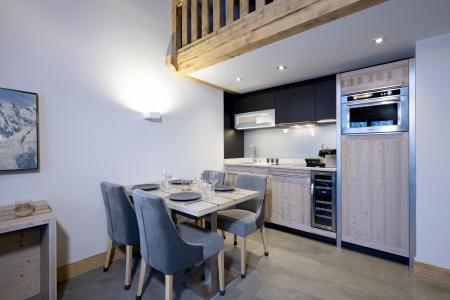 Rent in ski resort 2 room apartment 4 people - Les Chalets Eléna - Les Houches - Dining area