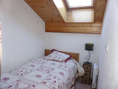 Skiverleih 2-Zimmer-Holzhütte für 5 Personen (4) - Résidence Chalets d'Alpages - Les Houches - Schlafzimmer