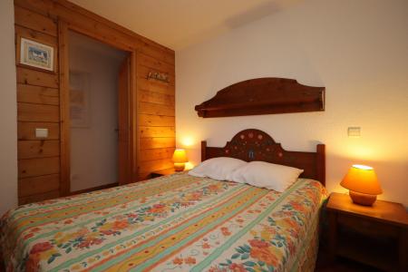 Rent in ski resort 2 room apartment cabin 5 people (1) - Résidence les Hauts de Chavants - Les Houches - Bedroom