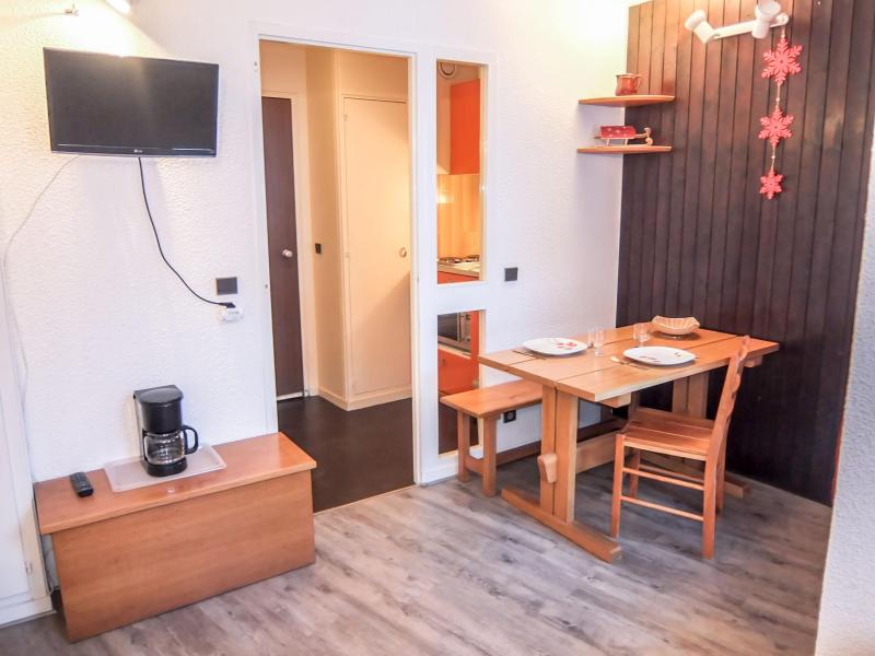 Rent in ski resort 1 room apartment 2 people (3) - Armoise - Les Menuires - Living room