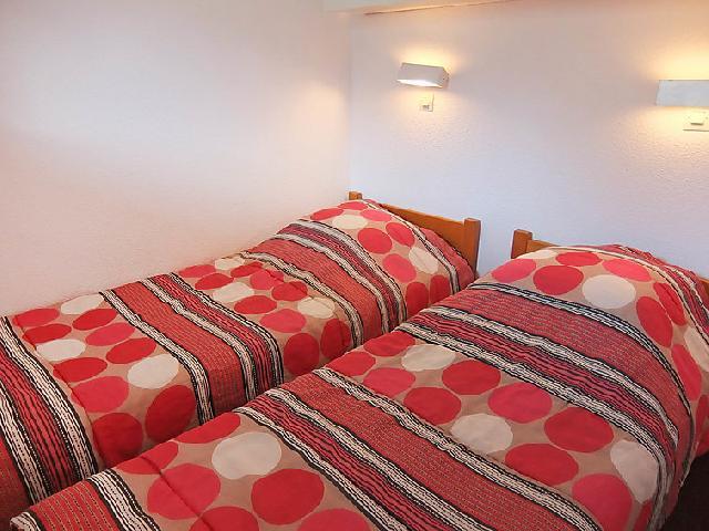 Rent in ski resort 2 room apartment 6 people (1) - Balcons d'Olympie - Les Menuires - Bedroom