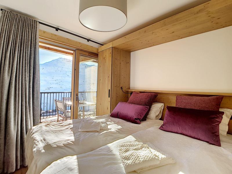Rent in ski resort 4 room apartment 4-6 people (202) - Chalet 2000 - Les Menuires - Bedroom
