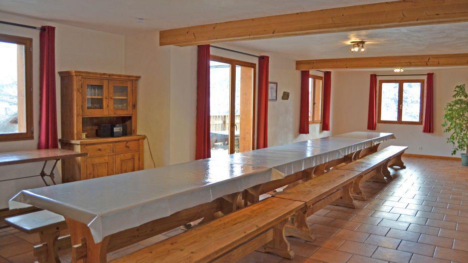 Rent in ski resort Chalet Brequin - Les Menuires - Dining area