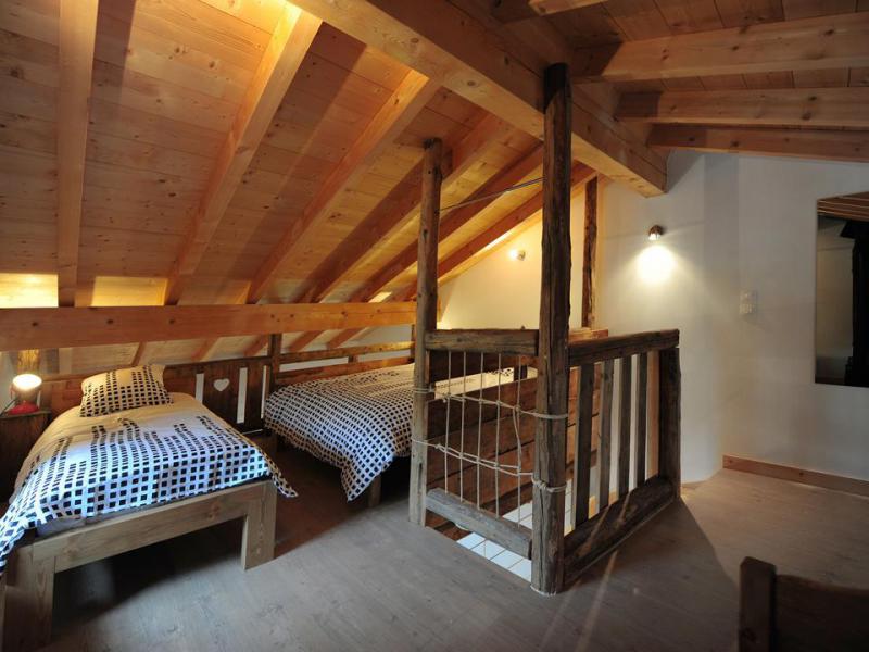 Аренда на лыжном курорте Апартаменты 3 комнат с мезонином 7 чел. () - Chalet Christophe et Elodie - Les Menuires - Мезонин