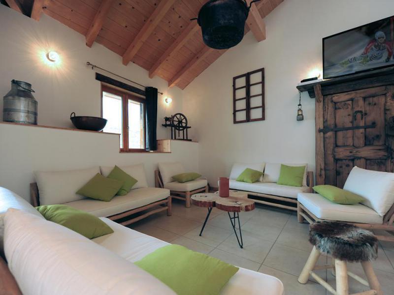Rent in ski resort 7 room apartment 12 people (Elodie) - Chalet Christophe et Elodie - Les Menuires - Living room