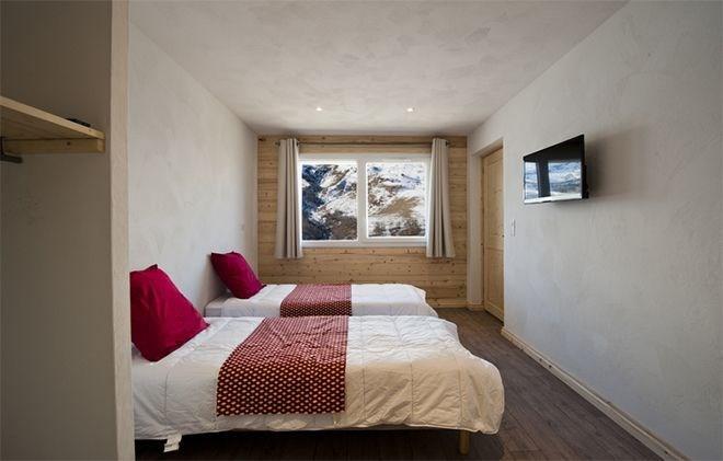 Rent in ski resort Chalet de Marie - Les Menuires - Single bed