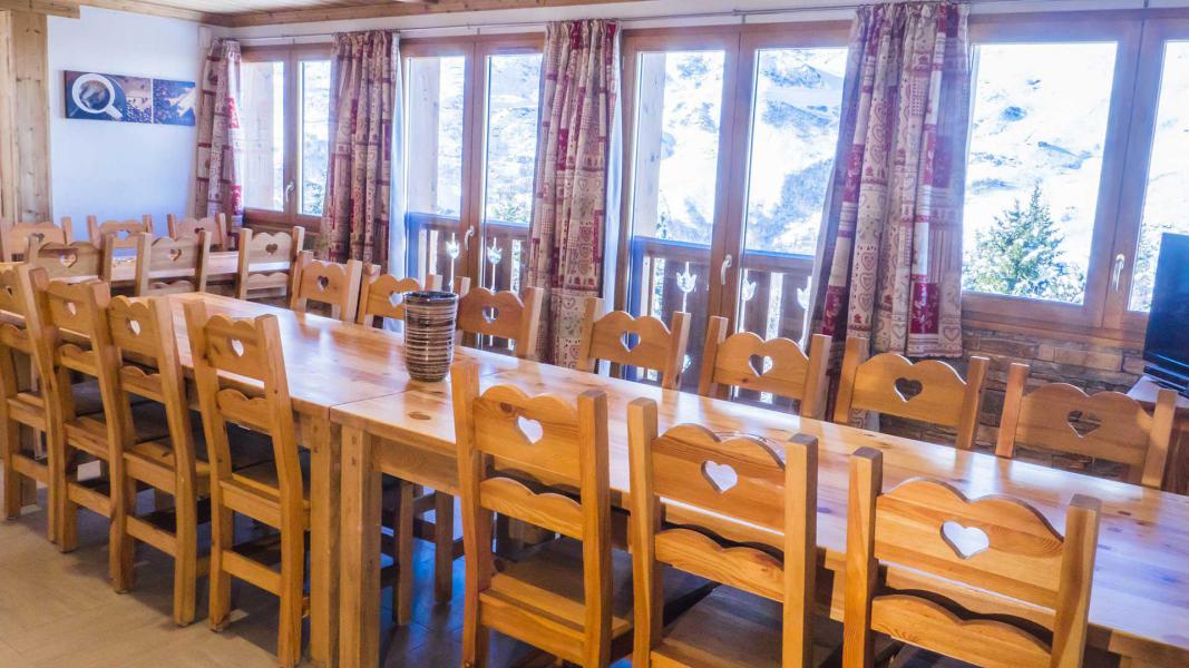 Rent in ski resort Chalet Eglantier - Les Menuires - Dining area