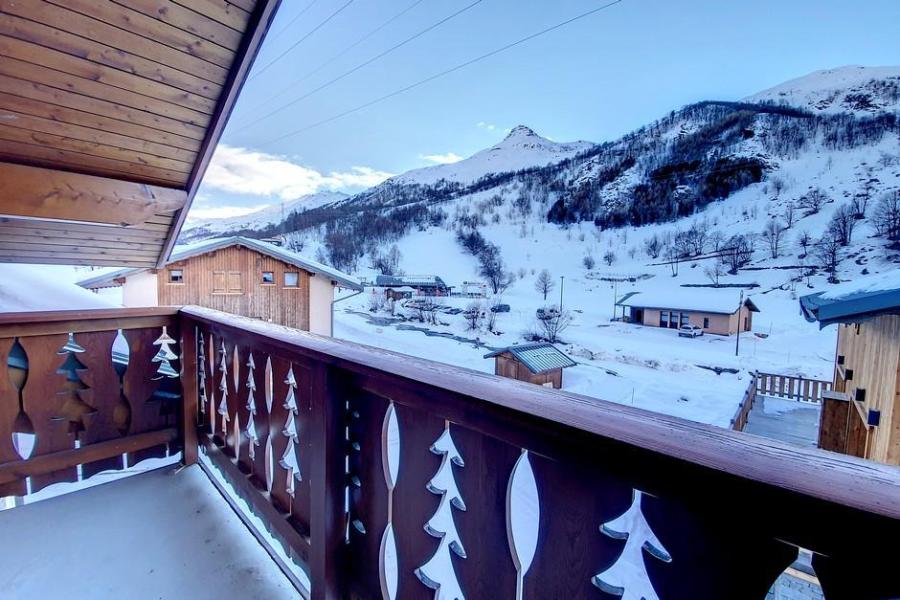 Soggiorno sugli sci Chalet 13 stanze per 31 persone (AZUREVA) - Chalet Eterlou - Les Menuires - Esteriore inverno