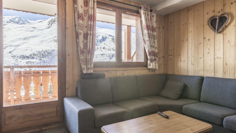 Rent in ski resort Chalet Geffriand - Les Menuires - Settee