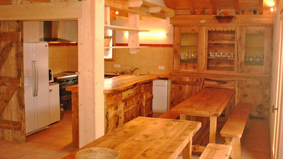 Rent in ski resort Chalet Gran Koute - Les Menuires - Dining area