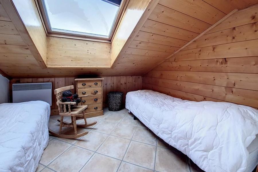 Alquiler al esquí Apartamento 5 piezas para 8 personas (10) - Chalet Hameau des Marmottes - Les Menuires - Habitación