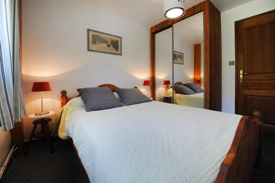 Аренда на лыжном курорте Апартаменты 3 комнат  4-6 чел. - Chalet le Chamois - Les Menuires - Двухспальная кровать