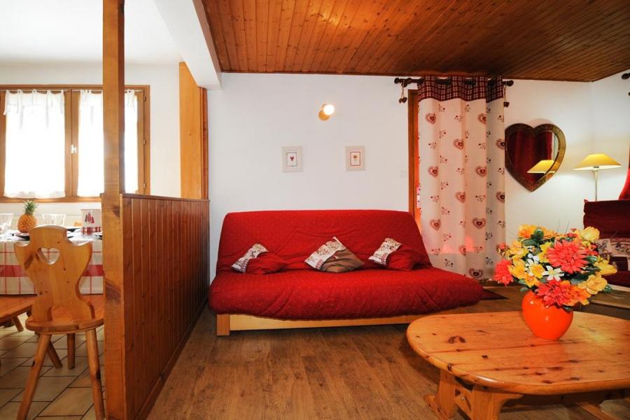 Rent in ski resort 3 room apartment 4-6 people - Chalet le Chamois - Les Menuires - Settee