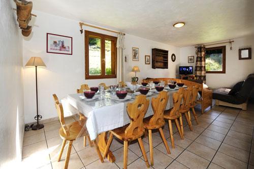 Rent in ski resort 6 room duplex apartment 13 people (1) - Chalet le Cristal - Les Menuires - Dining area
