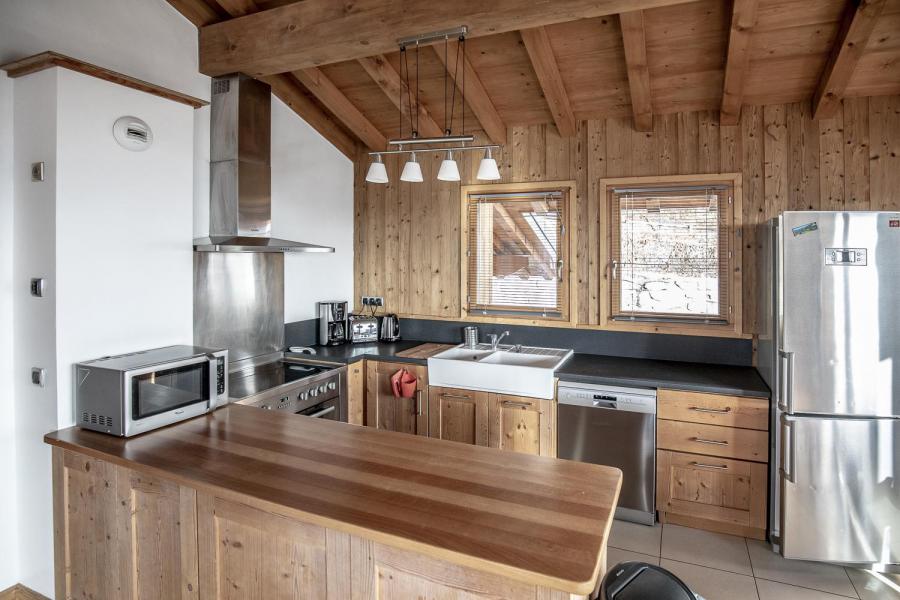 Rent in ski resort Chalet Lili - Les Menuires - Kitchen