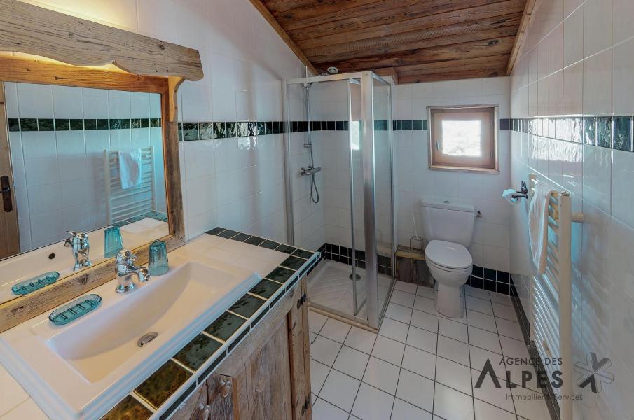 Location au ski Chalet triplex 8 pièces 15 personnes - Chalet Nécou - Les Menuires - Salle de bain