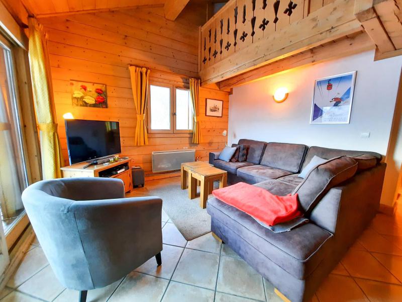 Rent in ski resort 4 room apartment 6 people (A3) - Chalets du Doron - Les Menuires - Living room