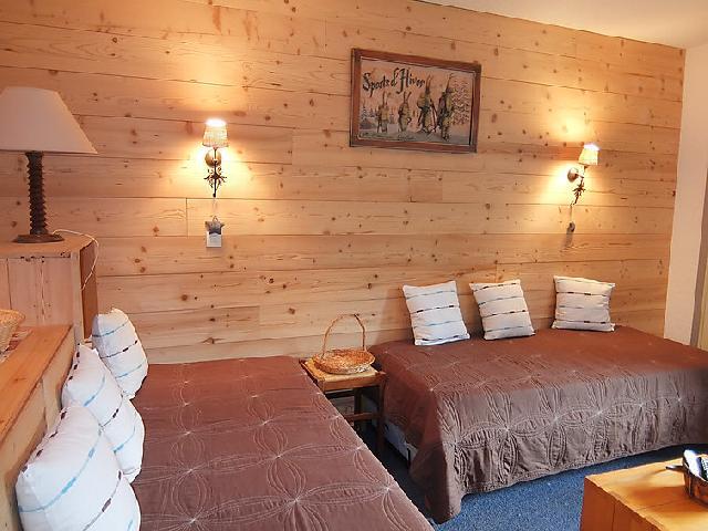 Rent in ski resort 2 room apartment 5 people (1) - Chanteneige la Croisette - Les Menuires - Living area