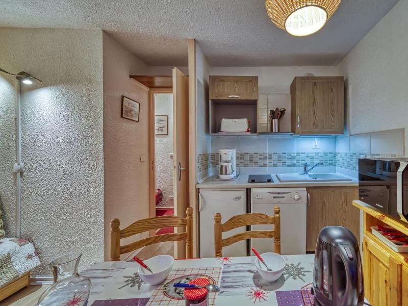 Rent in ski resort 1 room apartment 4 people (5) - Gentianes - Les Menuires - Apartment