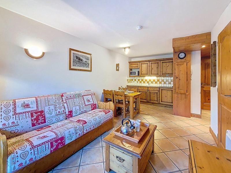 Rent in ski resort 2 room apartment 4 people (V3) - Hameau des Airelles - Les Menuires - Living room