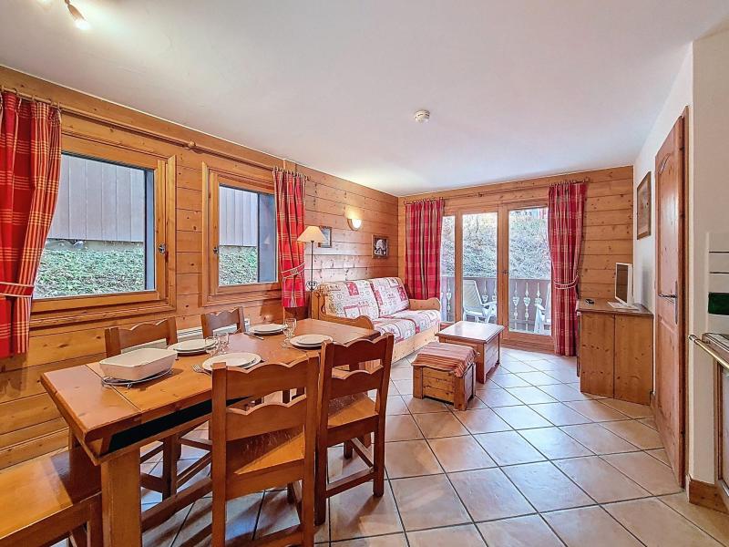 Wynajem na narty Apartament 3 pokojowy 6 osób (B11) - Hameau des Airelles - Les Menuires - Pokój gościnny