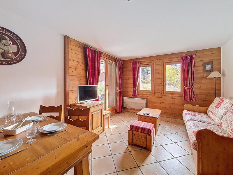 Ski verhuur Appartement 3 kamers 6 personen (C7) - Hameau des Airelles - Les Menuires - Woonkamer