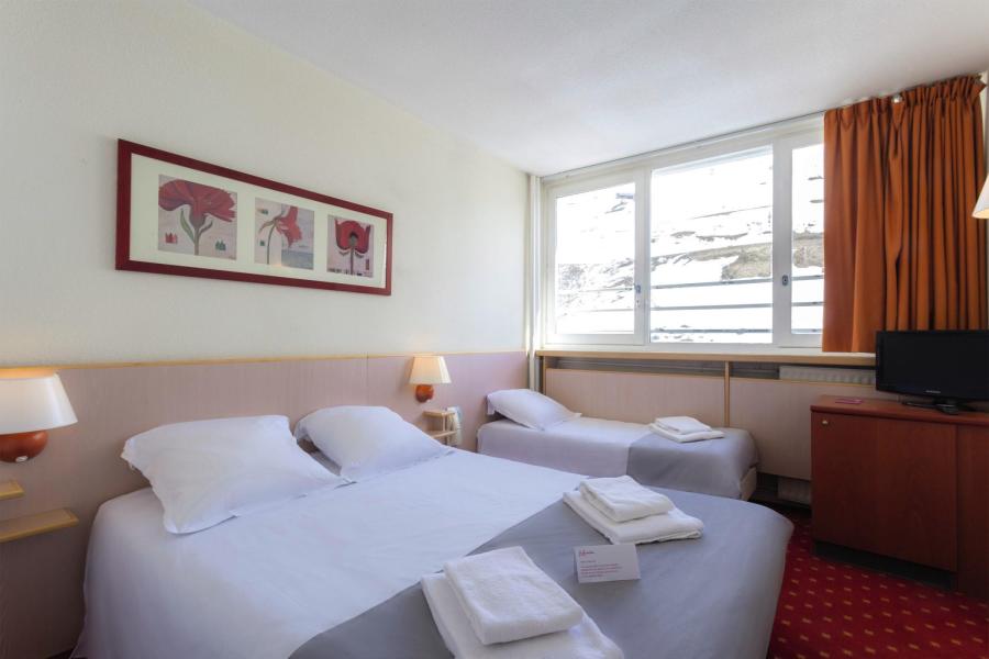 Аренда на лыжном курорте Hôtel Belambra Club Neige et Ciel - Les Menuires - Двухспальная кровать