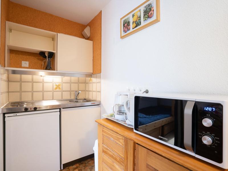 Rent in ski resort 1 room apartment 4 people (8) - L'Astragale - Les Menuires - Kitchenette