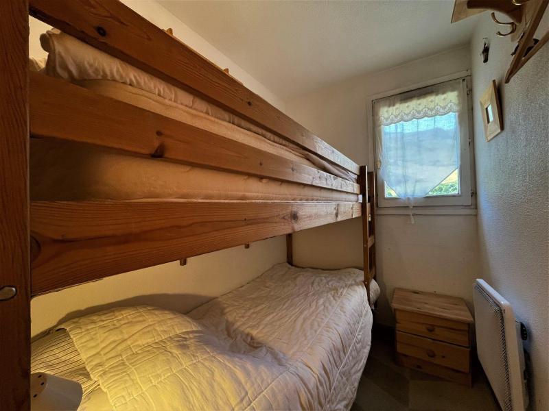 Alquiler al esquí Apartamento 3 piezas mezzanine para 6 personas (B135) - La Résidence Asters - Les Menuires - Habitación