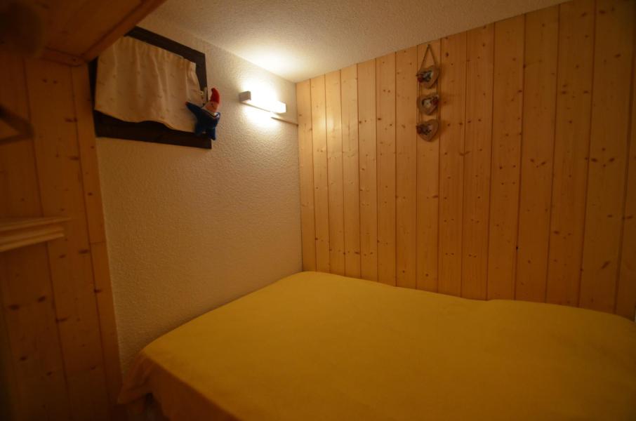 Location au ski Appartement duplex 2 pièces 4 personnes (C12) - La Résidence Asters - Les Menuires - Chambre