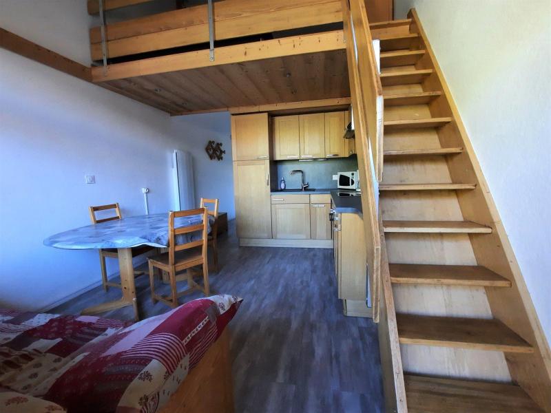 Skiverleih Wohnung 2 Mezzanine Zimmer 6 Leute (A1301) - La Résidence Asters - Les Menuires - Wohnzimmer