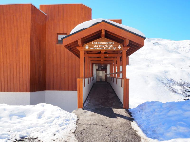 Vacances en montagne La Résidence Boëdette - Les Menuires - Extérieur hiver