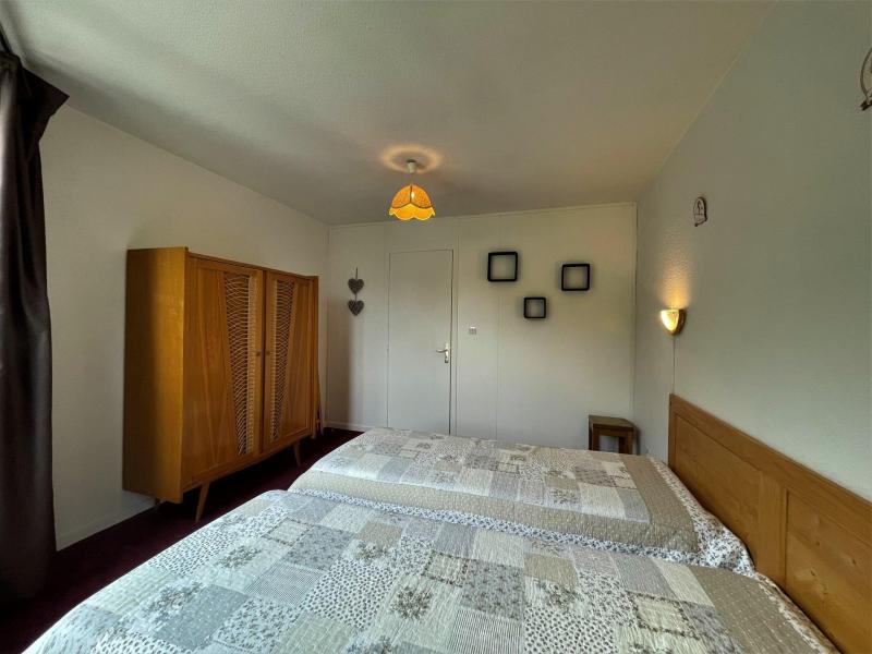 Rent in ski resort 2 room apartment 5 people (201) - La Résidence Caron - Les Menuires - Bedroom