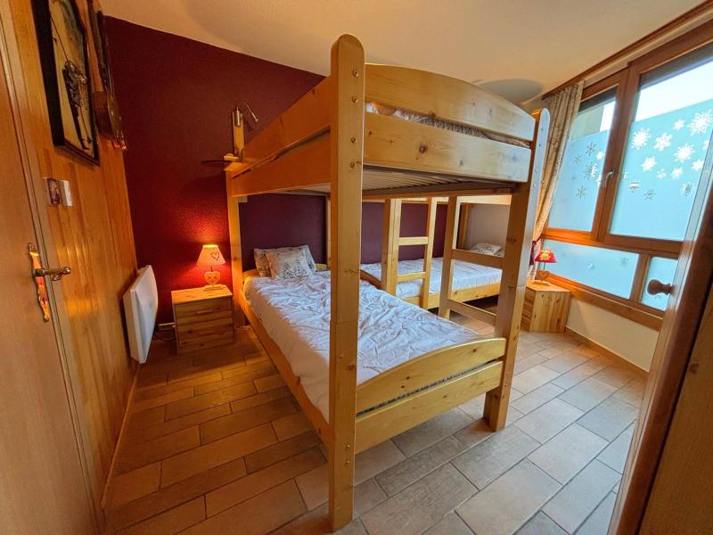 Location au ski Appartement 2 pièces 5 personnes (413) - La Résidence Caron - Les Menuires - Chambre