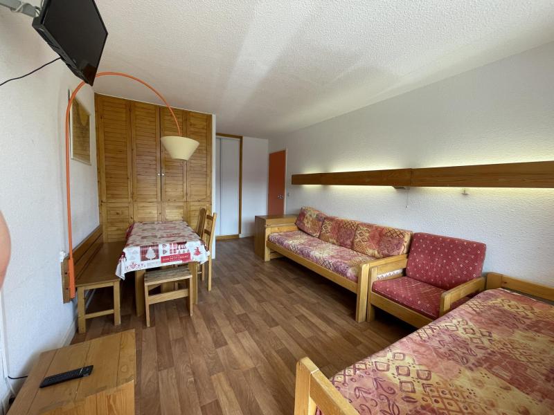 Rent in ski resort 2 room apartment 4 people (723) - La Résidence Chavière - Les Menuires - Living room