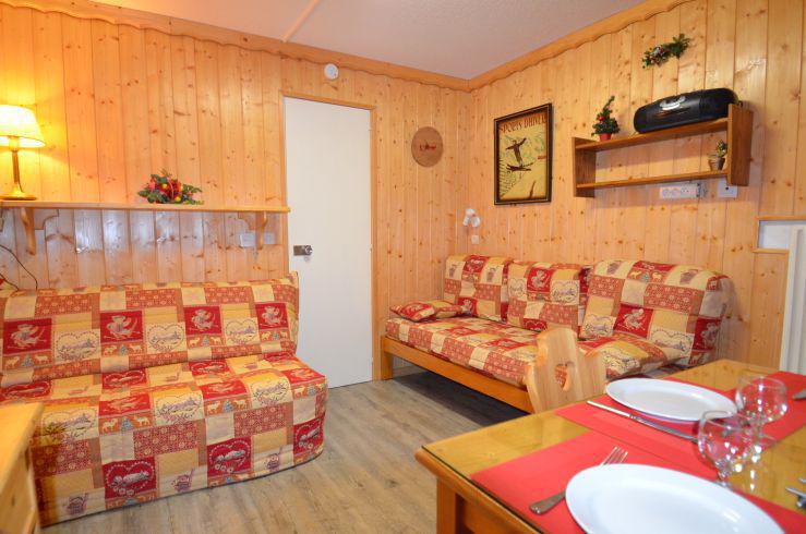 Rent in ski resort Studio 2 people (431) - La Résidence Chavière - Les Menuires - Sleeping area