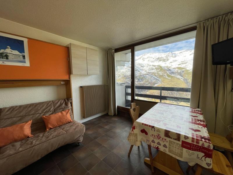 Rent in ski resort Studio 2 people (735) - La Résidence Chavière - Les Menuires - Living room