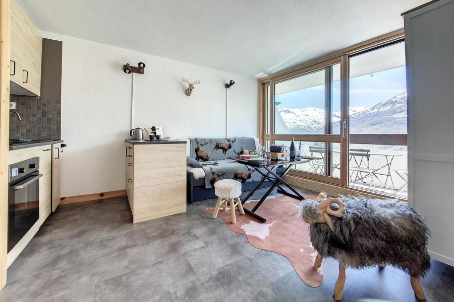 Ski verhuur Appartement 3 kamers 4 personen (0709) - La Résidence Combes - Les Menuires - Woonkamer