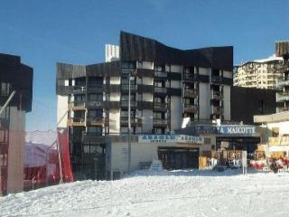 Location au ski La Résidence Génépi - Les Menuires - Extérieur hiver