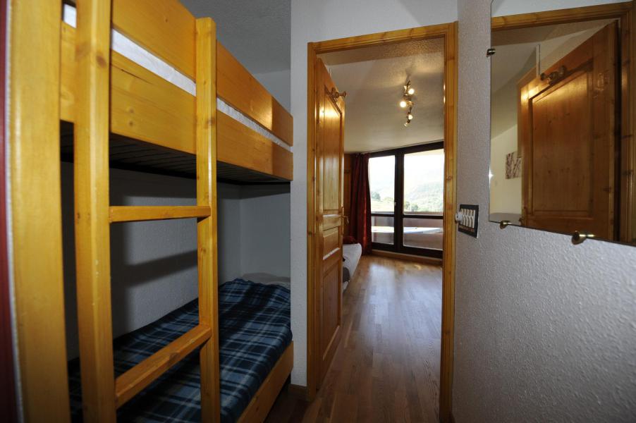 Rent in ski resort Studio 3 people (310) - La Résidence Grande Masse - Les Menuires - Bunk beds