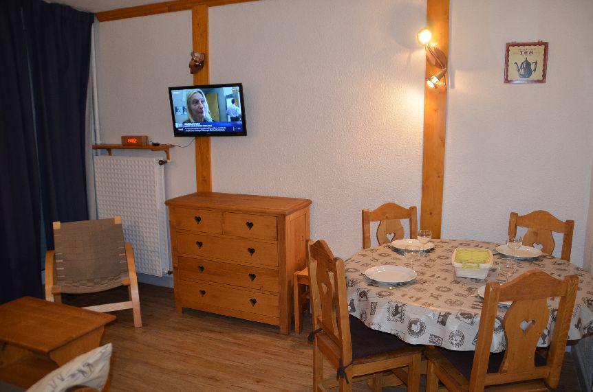 Skiverleih 2-Zimmer-Appartment für 4 Personen (R38) - La Résidence Lac du Lou - Les Menuires - Essbereich