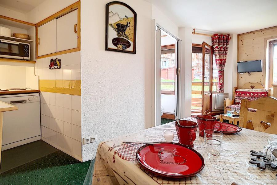 Rent in ski resort 2 room apartment 4 people (624) - La Résidence le Necou - Les Menuires - Apartment