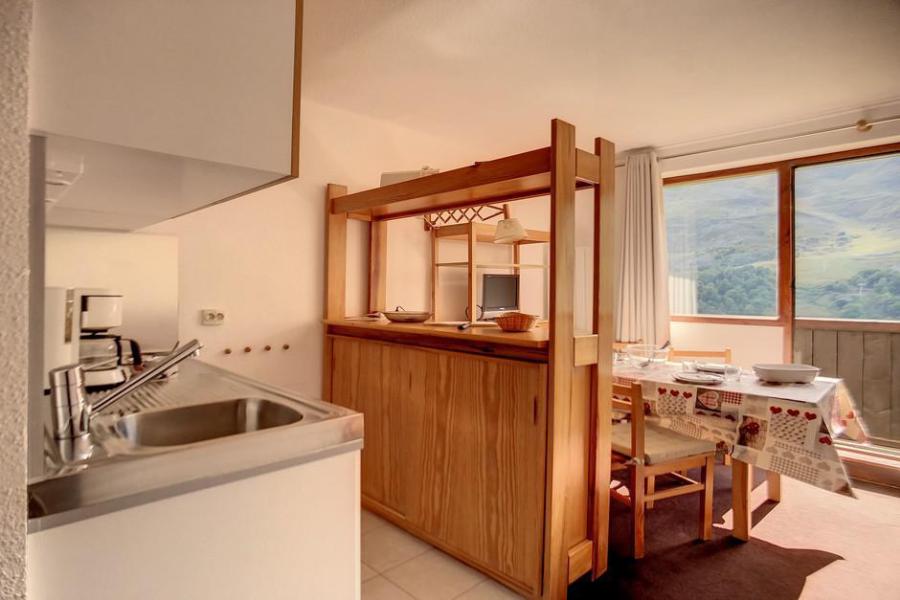 Rent in ski resort Studio cabin 4 people (411) - La Résidence le Sarvan - Les Menuires - Kitchen