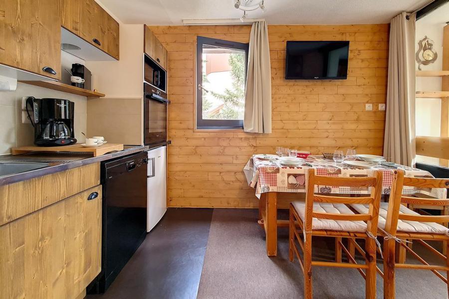 Location au ski Studio cabine 5 personnes (225) - La Résidence le Sorbier - Les Menuires - Cuisine